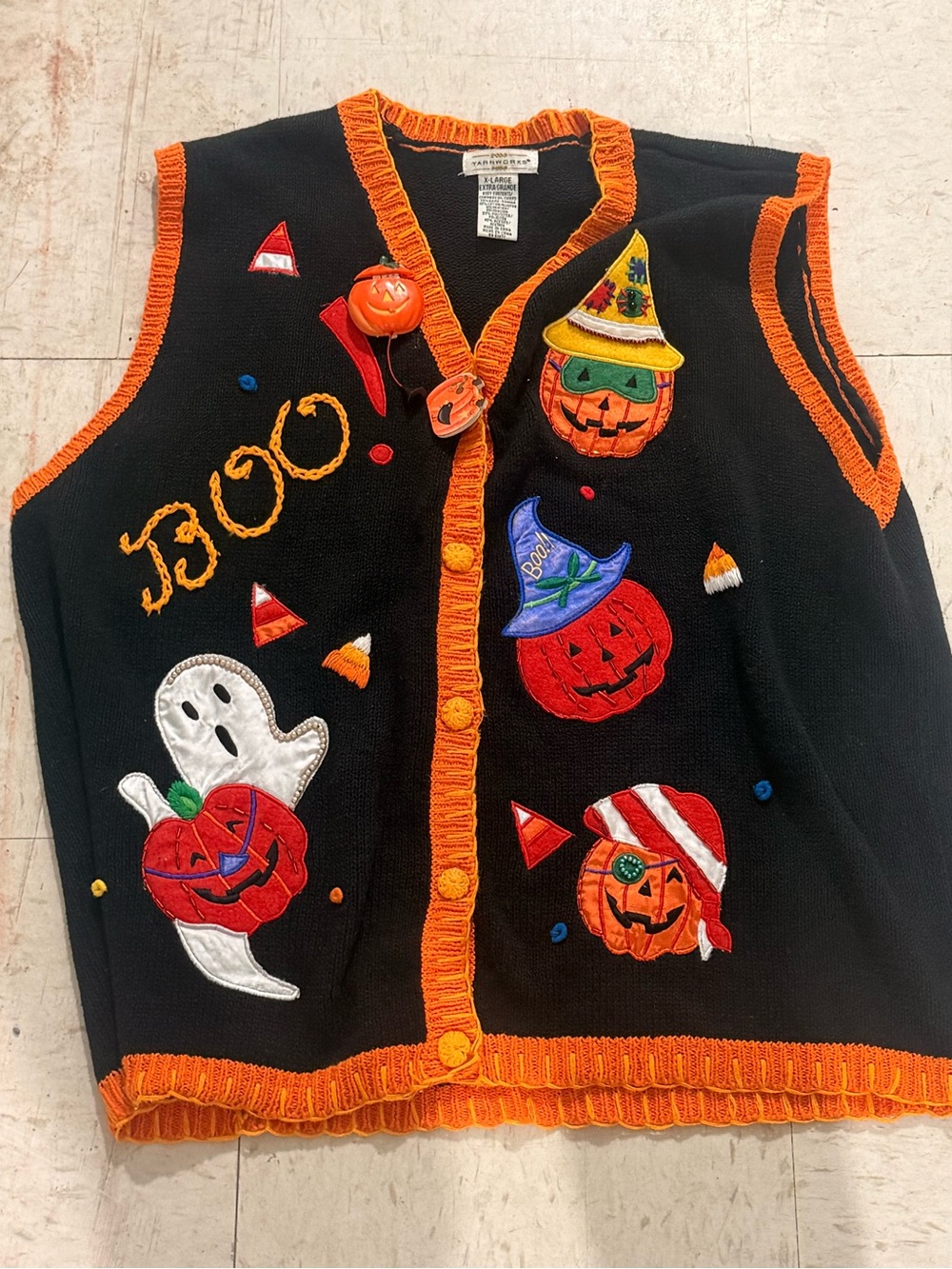 90’s Vintage Yarnworks Women’s XL Halloween Sweater Vest With Ghosts & Pumpkins